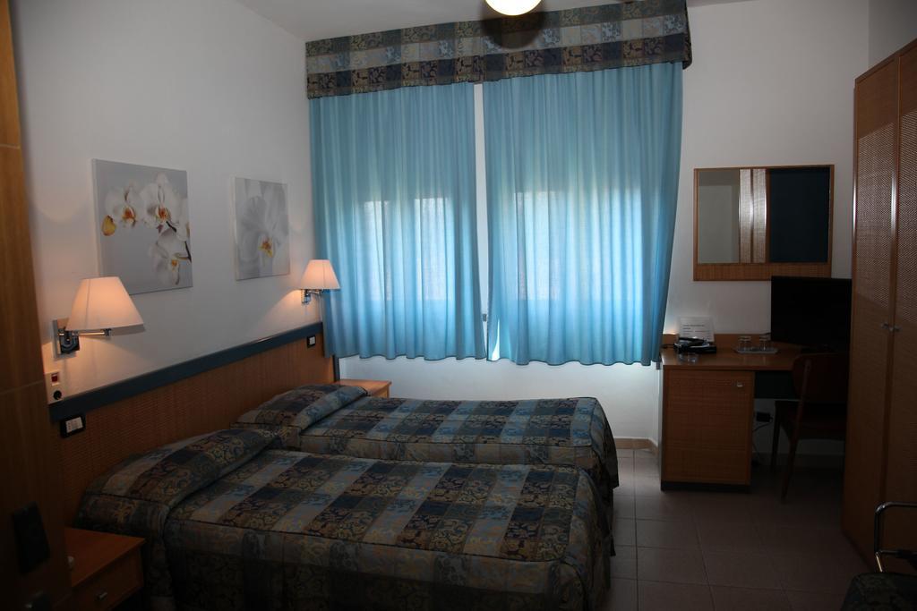 Albergo Rossella Castiglione della Pescaia Cameră foto